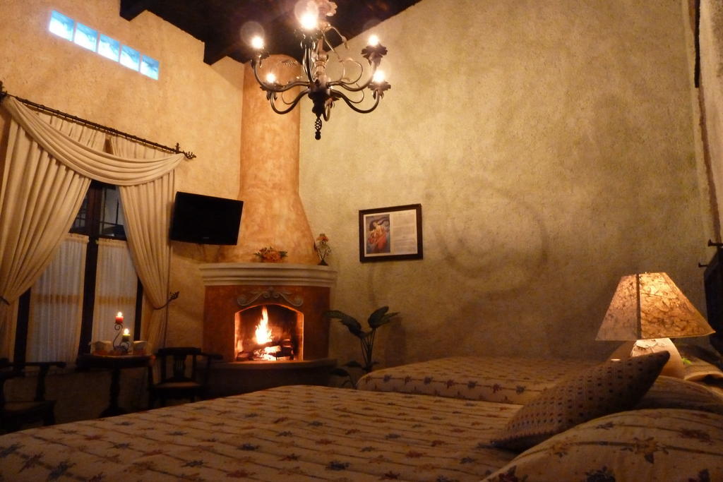 D'Leyenda Hotel Antigua Pokoj fotografie