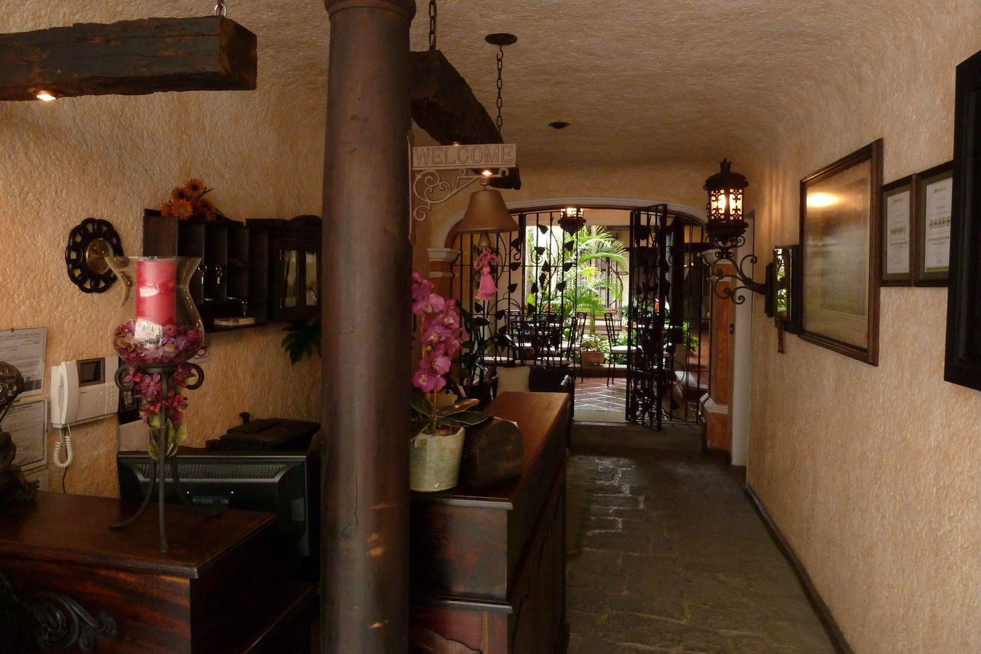 D'Leyenda Hotel Antigua Exteriér fotografie