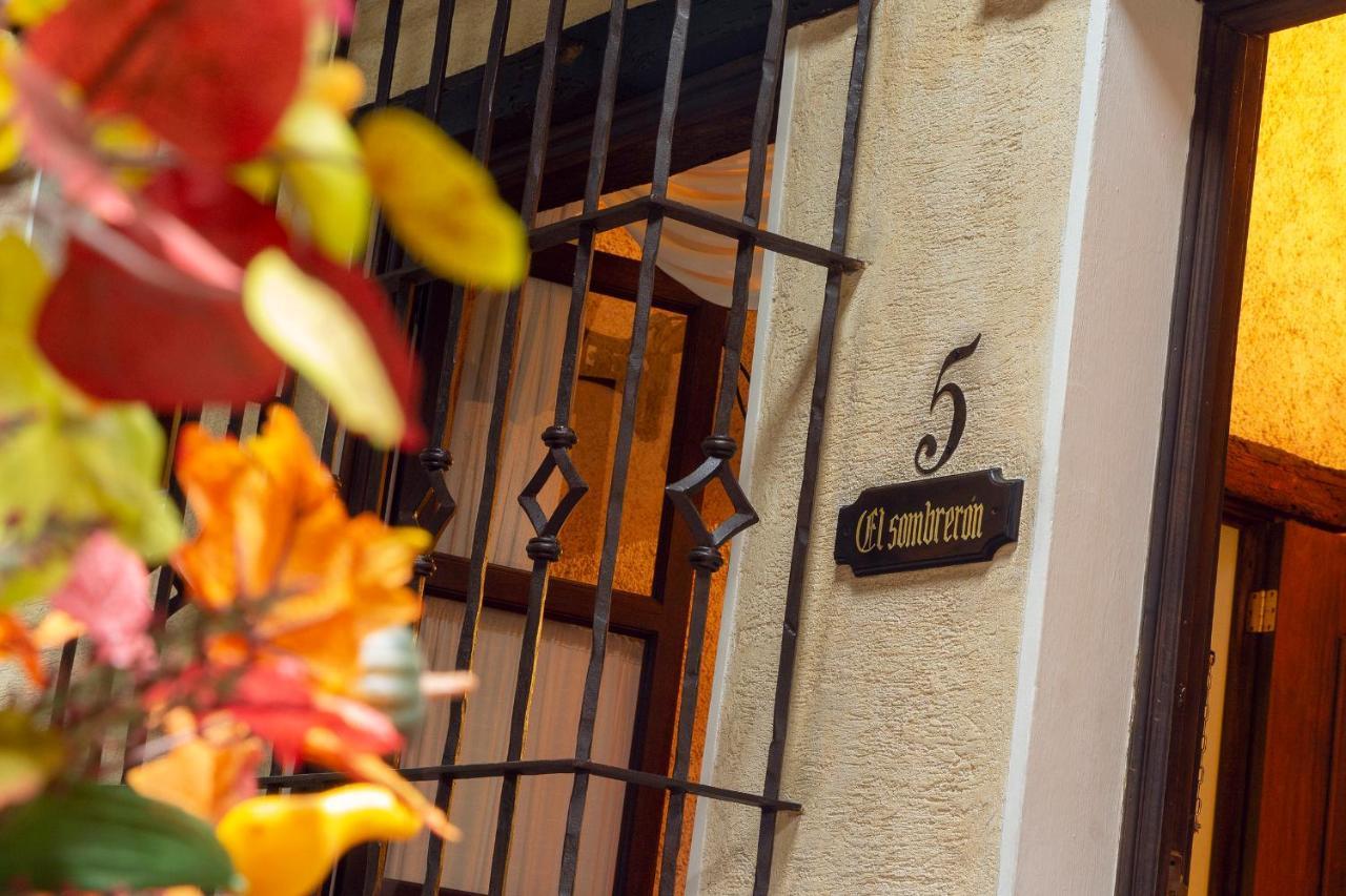 D'Leyenda Hotel Antigua Exteriér fotografie